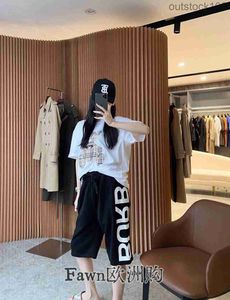 High End Buurberlyes Costumes for Women Men Classic Letter Logo Printed Casual Cotton Pants Shorts Senior Brand Casual Summer Designer Shorts