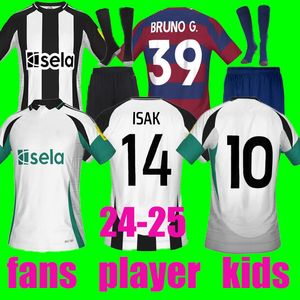 Nuovi Castelli Thailandia 2024 2025 Bruno G. Maglie da calcio Tonali Isak Home Joelinton Trippier 24 25 3a camicia da calcio Massimo portiere Men Kit Kit Set