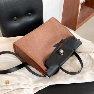 Crossbody Bag Canvas stora kapacitetspåsar för kvinnor högkvalitativa lapptäcke Ny bärbar vintage mångsidig kvinnlig handväska 03
