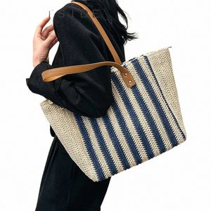 LEFTSIDE Big Straw Stripe Design Underarm Påsar för kvinnor 2024 Summer FI Axelväskor Travelhandväskor Väv Tote Beach Bag N6NG#