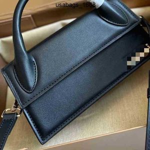 Klassische Lady Mode -Handtaschen Damen Jacquess Taschen Laufstegstil Flip Small Square Bag Handtaschen Messengerbeutel B1O1