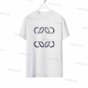 Mens Tshirts 1 1 T Shirt Loeweee T Shirt Designer mode Originalkvalitet Hög Ny framlagt bokstav PUROMON Rätt kort hylsa Tshirt lyxdesigner Mens Shirt