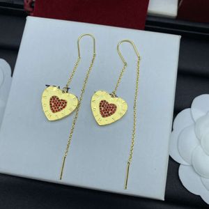 Moda v marka kalp aşk uzun küpeler lüks tasarımcı takı kadın altın küpe klasik çember kulak saplamalar düğün partisi jewerlry kulaklık