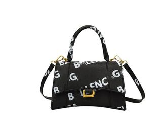 FreeShip Designer bag Mini hourglass totes Women Handbags shopping Purses wallet Luxury PU leather with letter Designer bags crossbody bag