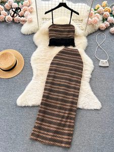 Praia de malha de malha de verão, feminino tira de tira das saias Camislong Fashion Hollow Out Vintage Bohe Slim Conjuntos 240415