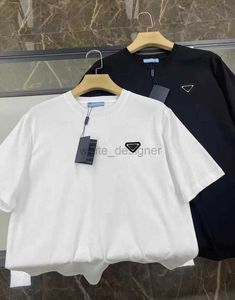 メンズTシャツデザイナーシャツの男性Tシャツマンブラックティーレディース衣服サイズ4xl 5xl Tシャツ100％コットンショートスリーブトライアングルインレイティーファッションTシャツv6563g