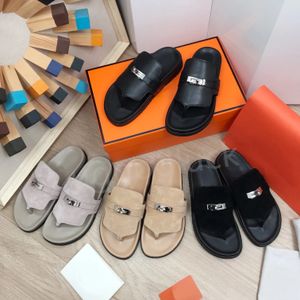 Designer de moda Empire Flip-Flops Sandals Slippers Flats Summer Sapatos casuais Sandálias Beia Marca de couro de alta qualidade Slippers de praia