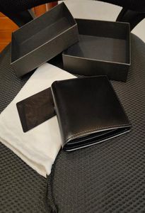 Passpåse Luxury Credit Wallet Designer Cardholder Women Zero Purse Black Leather European Portfolio med Box Purse8187872