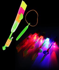 LED Amazing Flying Arrows Helicopter Fly Arrow Regenschirm Kinder Spielzeug Geschenke Whole3267354