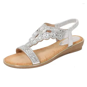 Casual Shoes Summer Women 1,5 cm plattform 3 cm kilar Låga klackar romerska sandaler Lady Soft Plus Size Fashion Glitter Sneakers Bohemian