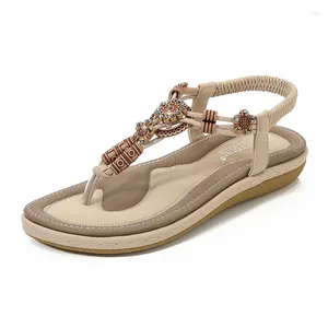 Sapatos casuais 2024 Summer Mulheres de 2,5 cm de plataforma 3cm de salto baixo sandálias Gladiators Lady Lady Size Bling Luxo