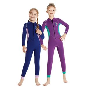 Terno de mergulho de neoprene de neoprene de neoprene para crianças de tração de neoprene para meninas roupas de banho grossa de roupas de banho grossa infantil ternos molhados 240416