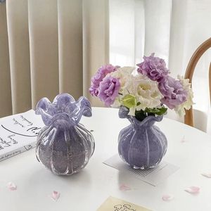 花瓶の繊細なガラスの花瓶：ピンクの紫色の固体のinsスタイルの家の装飾の花の配置