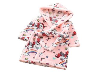 3PCSLOT 13 TYPER Kids Robes Unicorn Winter Fleece Bathrobe For Children Unisex Flanell Hooded Bathing Surflickor Sleepwear Kids C2420252