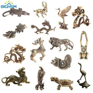 Antique Bronze Miniature Figurines Vintage Brass Mini Alligator Statue Desk Ornaments Home Feng Shui Decor Crafts y240418