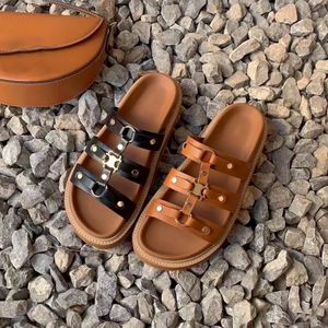 designer di lusso Slipper Gladiator Sandal Women Scarpe Slider in pelle Sandale Black Brown 2024 Nuova scarpe casual estiva piatta Loafer Mule Beach Pool Slide Lady with Box