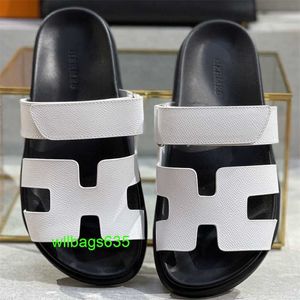 Chypre Leather Sandals 고급 슬리퍼 팜 패턴 입구는 남성과 여성 신발을위한 슬리퍼를 착용합니다.