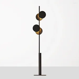 Floor Lamps Nordic Retro Post Modern Bronze Lamp Simple Living Room Led Bedroom Vertical Creative