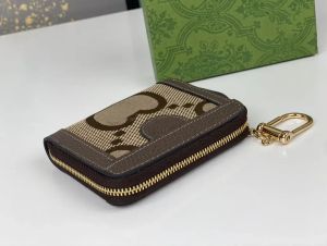 Högkvalitativ kvinnors designer Plånboks blixtlåsare Purses Double Letters Short Card Holder Fashion Metal Mark Small Clutch Bag med Original Box Luxury Purse