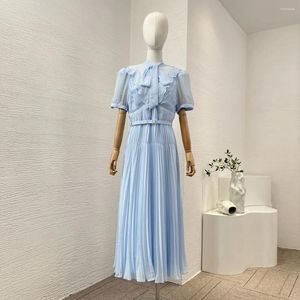 パーティードレス2024到着高品質の女性服ブルー半袖ボウラックガードル春夏エレガントなミディドレス