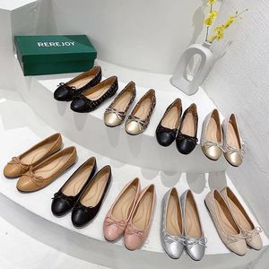 Lässige Schuhe Glitzer Silber Bowtie Flats Frauen runden Zehen Patchwork Plaid -Leder -Laibers Pequines Tuch Ballerina Frau Moccasins