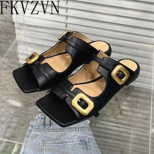 Hausschuhe Sommerschnallen Gurte Peep Zehen Flats Schuhe rutschen auf Mode für Frauen Retro schwarze Maultiersandalen