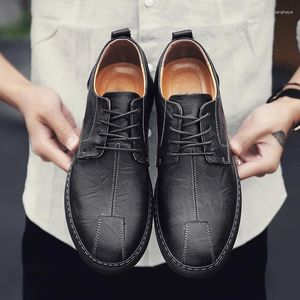 Casual Shoes Spring Mens skórzanie Oxfords Man koronkowy mody Business Business Rekomatywa Brytyjski styl minimalistyczny dla mężczyzn