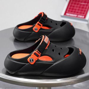 Casual Shoes Hollow Out Platform Clogs tofflor för kvinnor 2024 Sommarvattentät Eva Beach Sandaler Kvinna Anti Slip Tjock Bottom Garden