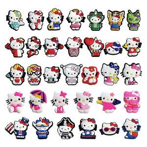 32colors meninas gatos doces animais Anime Charms por atacado Memórias de infância Jogo Funny Gift Gift Cartoon Charms Acessórios para sapatos PVC Decoração de fivela de borracha macia