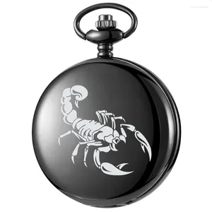 Zegarki kieszonkowe Scorpion Cool Design Rzeźbianie angielskiego alfabetu Oglądaj łańcuch paska czarny kwarc urodziny idealny prezent dla chłopców