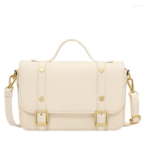 Bolsas de ombro designer de moda retro casual women tites crossbody couro feminino branco grande bolsa para 2024