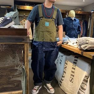 Streetwear kombinezon Patchwork Cargo Mens Spodnie funkcjonalne multi-kieszeni dżinsowe spodnie męskie dżinsy 240409