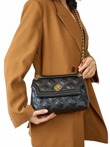 حقيبة النساء ، حقيبة يد Lingge الصغيرة العطرة ، 2024 النمط العصري ، ملمس قابلاً للتنوع ، سلسلة Lingge Crossbody Dusty V006#
