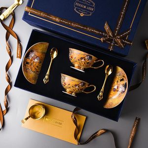 Klimt Kiss Bone China China Coffee Cupt Set Luxury Porcelain TeaCaffe Mug Turkishtableware Wedding Presenthome Home Decor 240418