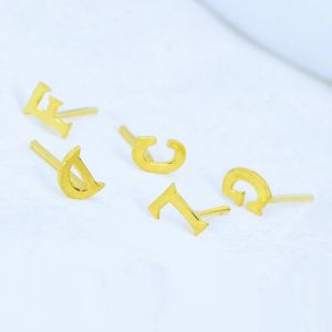 Örhängen 1st Pure Solid Gold Earrings Stud för kvinnor REAL 24K Gul guld Small Delicate Letter of the Alfabet Guldörhängen