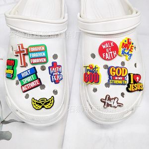 Anime encanta de Deus Fé por atacado Memórias de infância Funny Gift Cartoon Charms Sapato Acessórios de sapatos PVC Decoração de fivela de borracha macia Charms