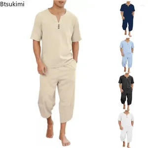 Herrspårar 2024 Hip Hop Cotton Linen Set Comfort Breattable Men Casual Sport 2 PCS Fashion V-Neck Kort ärmstoppar Pants Pants Suit