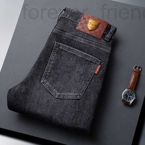 Herren Jeans Designer 2023 Herbst/Winter Neue europäische High -End -Jugendkoreanische Slim Fit Small Foot Elastic Brand Casual Hosen U2QX