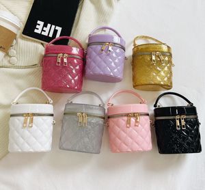 Çocuk Çanta 2024 Çocuk Jöle Çantalar Mini Makyaj Çantası Küçük Crossbody Çanta Tote ile Sevimli Kıyafet