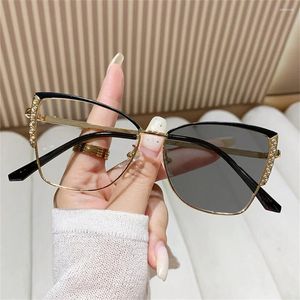 Sonnenbrille Katze Eye Metal Brillen Rahmen Computergläser Frauen Antiblau Licht Farbwechsel Schutz optische Brille