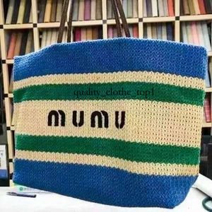 Luxury Straw Raffias Miumiubag Stor tote designer strandväska kvinnor rand korg axel virkning resväska man väva handväska crossbody clutch topp handtag väskor 861