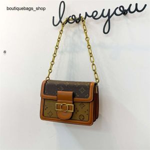 Luxury Leather Designer Brand Bag Ny Prbyopia Womens Bag Small Square Chain Fashion Versatile One Shoulder Crossbody