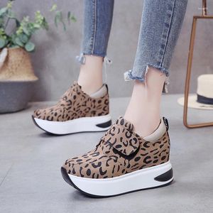 Scarpe fitness Hidden Wedge Sneaker Platform Sneaker Leopard Sneaker per donna che cammina 2024 sport robati