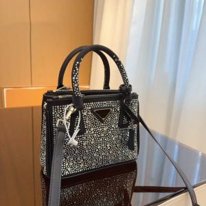 lüks galleria tasarımcı totes çanta kadınlar kristal dekoratif saten mini tote çanta çanta elmas parti omuz crossbody çantalar saten kristal mini çanta