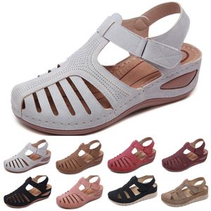 Projektant Super Sandals Gai Women Kobiety Kapcie Sandały Pink Brązowe Czarne Białe Kobiety Sandały EUR 36-42 EUR