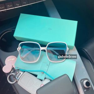 Designer Abendkostümzubehör Blaue Sonnenbrille Klassisches Logo gedruckt modische UV -resistente Sonnenbrille mit Aufbewahrungstasche Aufbewahrungsbox