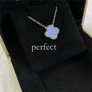 Pendant Necklace Pendant Necklaces Luxury Love Clover Designer Charm For Women Light Purple Stone Diamond Goth Sailormoon Sister Whale Moissanite Chain Choker 207