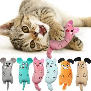 Sevimli kedi oyuncakları komik interaktif peluş oyuncak mini dişler taşlama catnip kedi çiğneme gıcırtılı evcil hayvanlar aksesuarları 240410