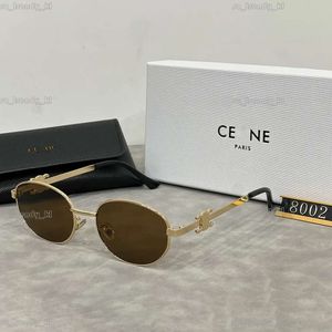 Luxusdesigner Celinr Sonnenbrille Mode Retro Styling Metal Sonnenbrille für Frauen Männer Outdoor -Reisezyklus Beste Match 720