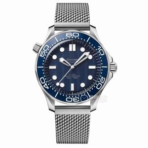 OMEG NUOVI Uomo di lusso Orologi Automatico Macchinari Automatico Guarda Top Brand Designer di alta qualità Orologio in acciaio inossidabile Accessori di moda Accessori per le vacanze Gift Om09